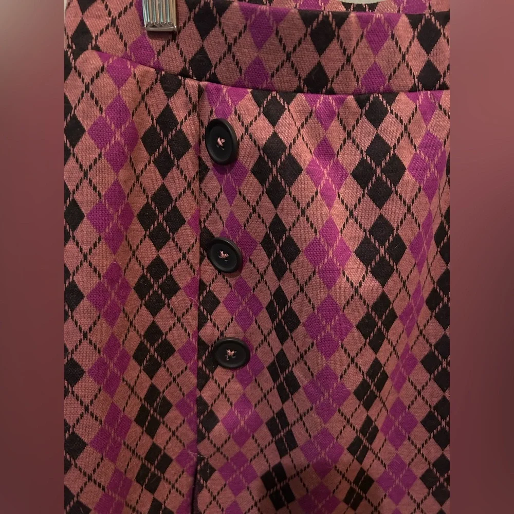 Freshman 1996 Women's Argyle Mini Skirt w/ Buttons Size Small, Purple/Black - Picture 4 of 6